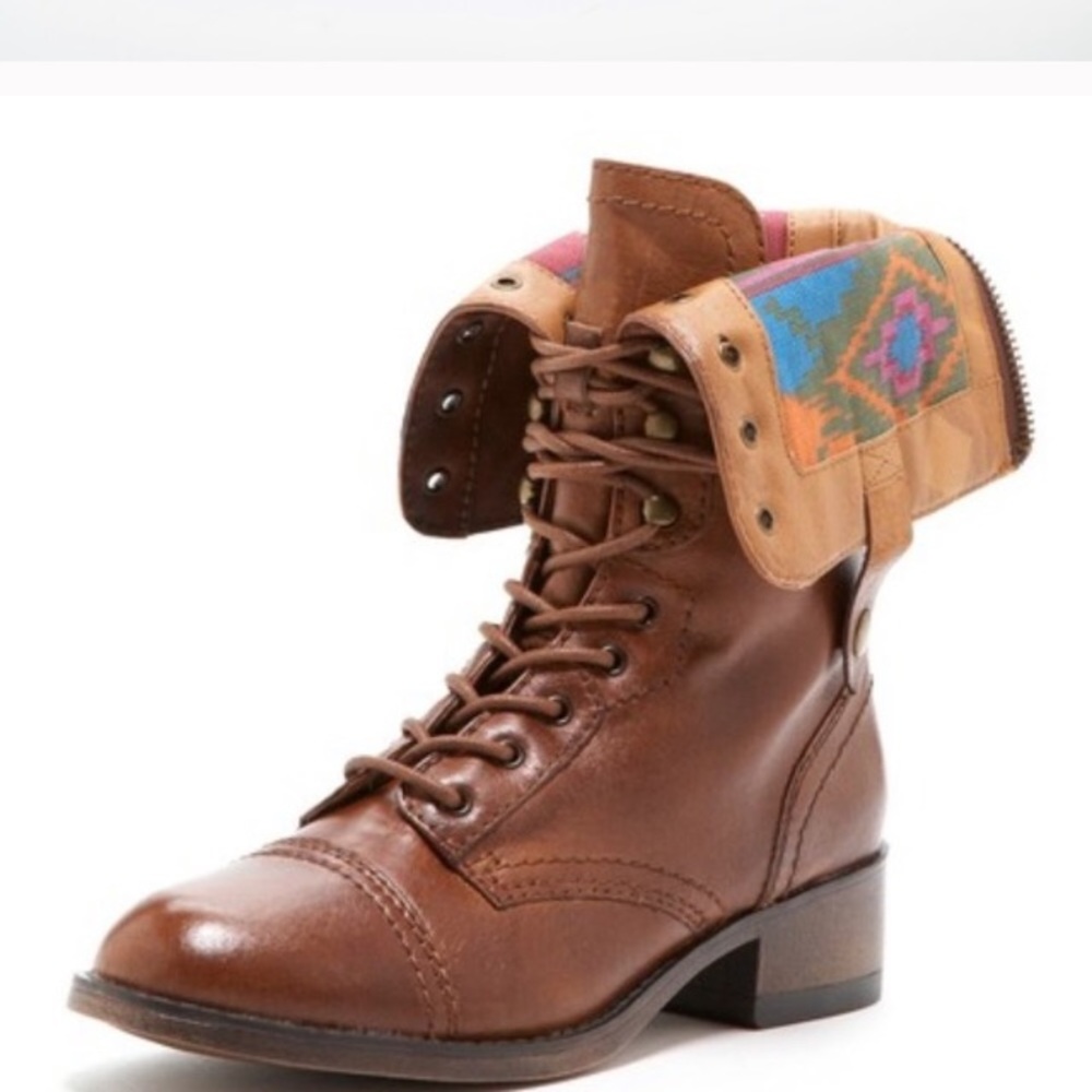 Steve Madden Carey Lace Up Flat Boot Bootie Brown